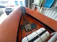 قوارب العمل للبيع