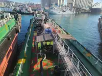 Oil/Chemical tanker للبيع
