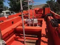 قارب نجاة للبيع
