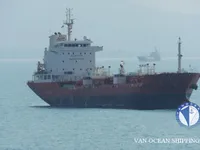 ناقلة نفط / مواد كيميائية للبيع
