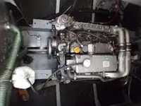 قوارب العمل للبيع