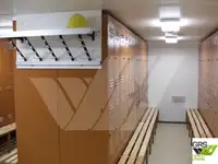 سفينة حاويات للبيع