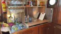 سفينة عبّارة للبيع