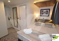 سفينة سياحية للبيع