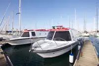 سفينة إنقاذ للبيع