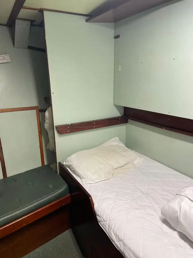 زورق السحب للبيع