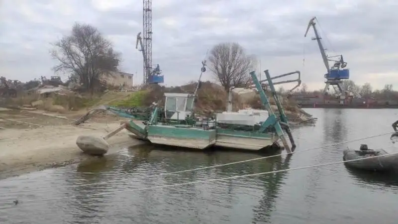 الجرافة للبيع