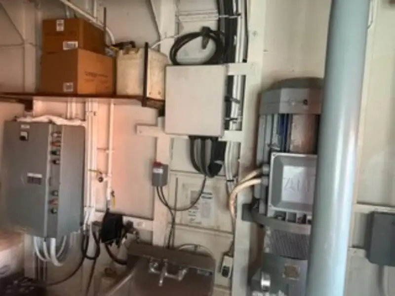 زورق السحب للبيع