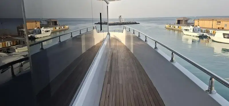 سفينه سياحيه للبيع