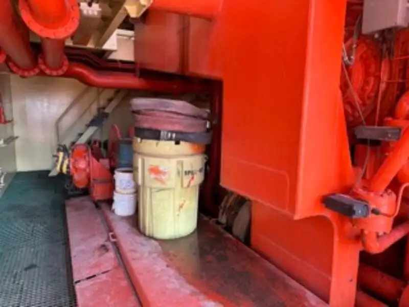 زورق السحب للبيع