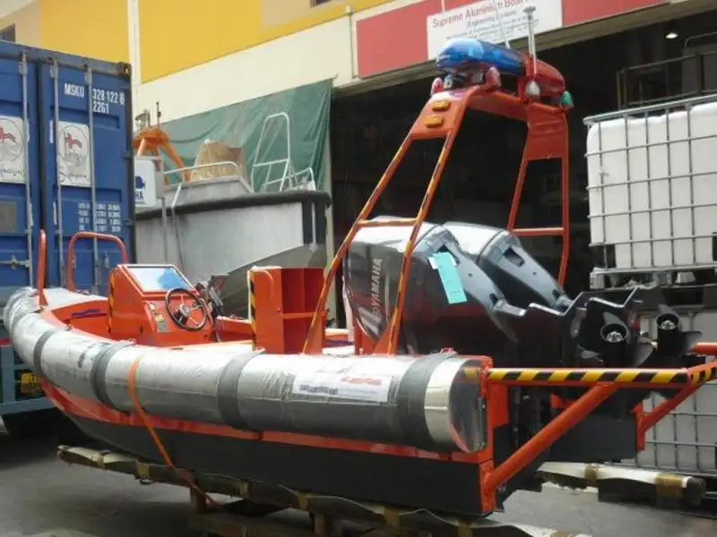 سفينة الانقاذ للبيع