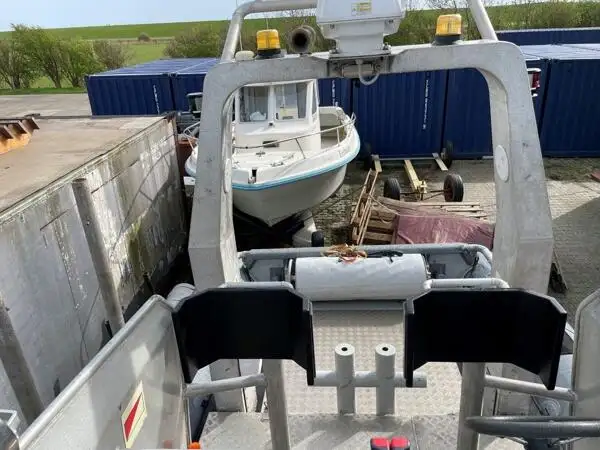 الجرافة للبيع