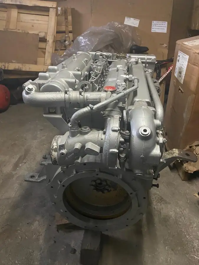 زورق السحب للبيع