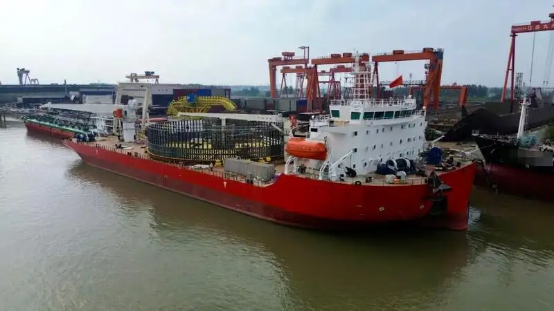 قارب نجاة للبيع