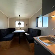 زورق السحب للبيع