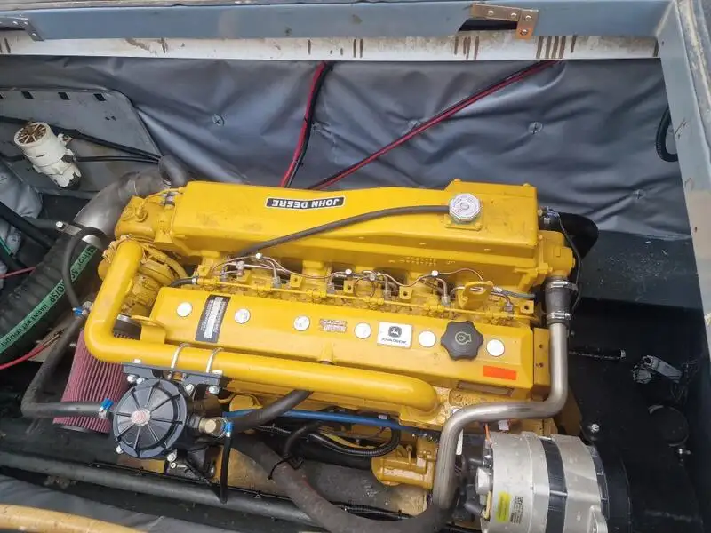 كاتاماران للبيع