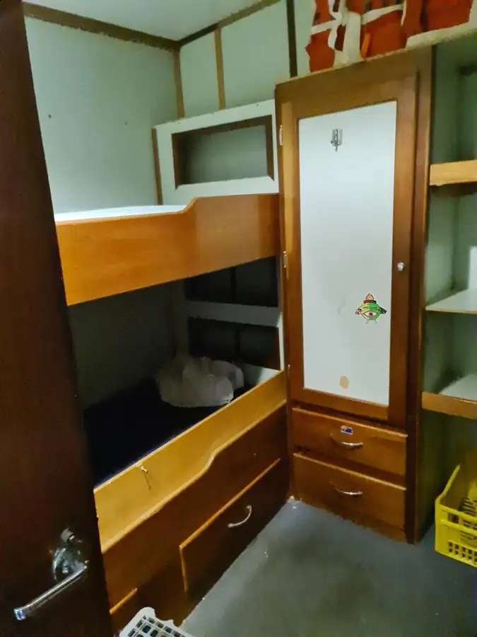 سفينة الخيوط الطويلة للبيع