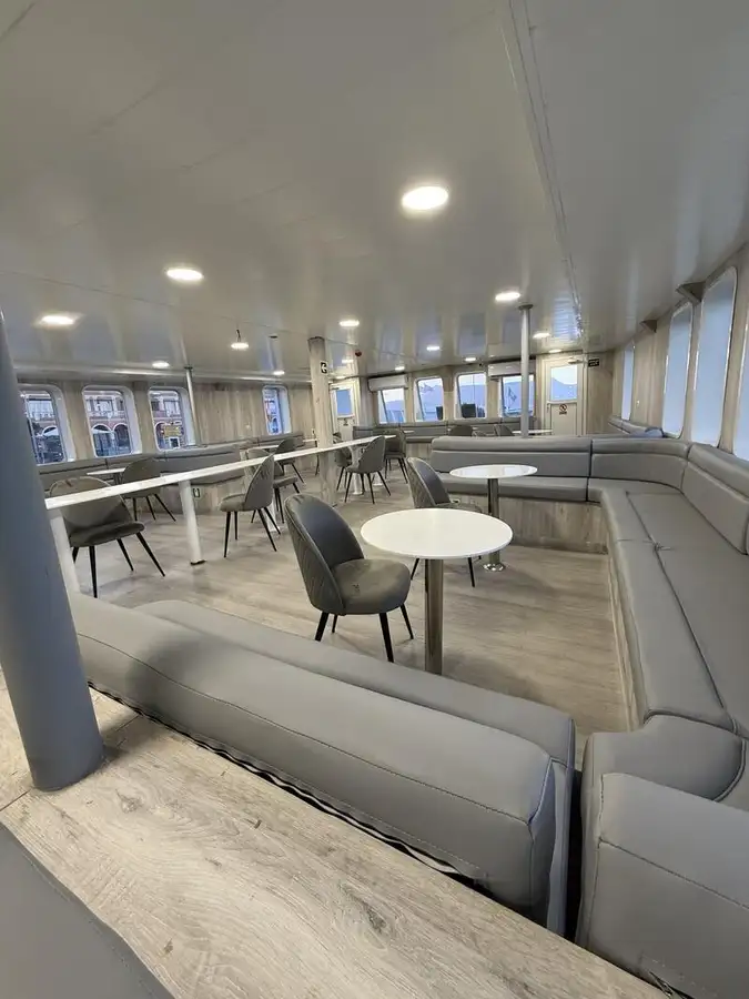 سفينة RoPax للبيع