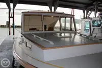 سفينة تجهيز الأسماك للبيع