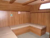 زورق السحب للبيع