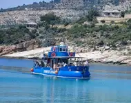 غواصة للبيع