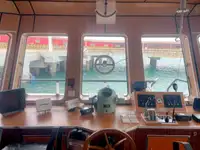 زورق السحب للبيع