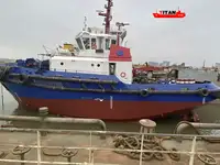 زورق السحب للبيع