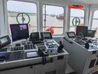 زورق السحب للبيع