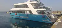 سفينه سياحيه للبيع