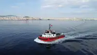 زورق السحب للبيع
