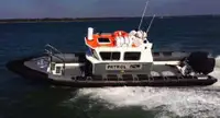 قارب مطاطي صلب للبيع