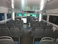 قارب طاقم للبيع