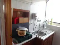 سفينة بخارية للبيع