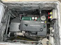 قوارب العمل للبيع