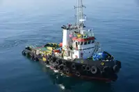 زورق السحب للبيع