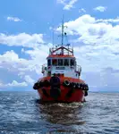 زورق السحب للبيع