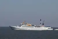 سفينة بخارية للبيع