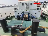 زورق السحب للبيع