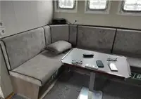 قوارب العمل للبيع