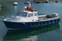 سفينة بخارية للبيع