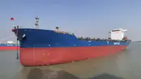 سفينة شحن للبيع