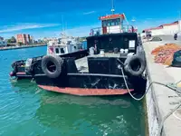 قوارب العمل للبيع