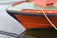 قارب إرشادي للبيع